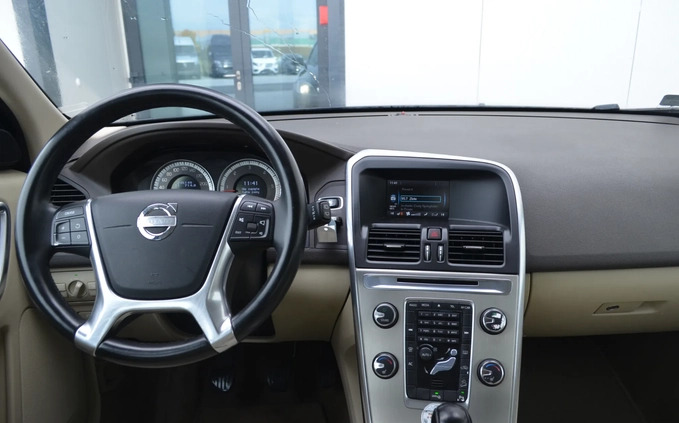 Volvo XC 60 cena 58900 przebieg: 245000, rok produkcji 2012 z Solec Kujawski małe 191